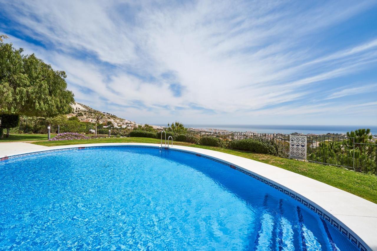 Sea View Penthouse, Pool, Privacy, Benalmadena Apartment Exterior photo